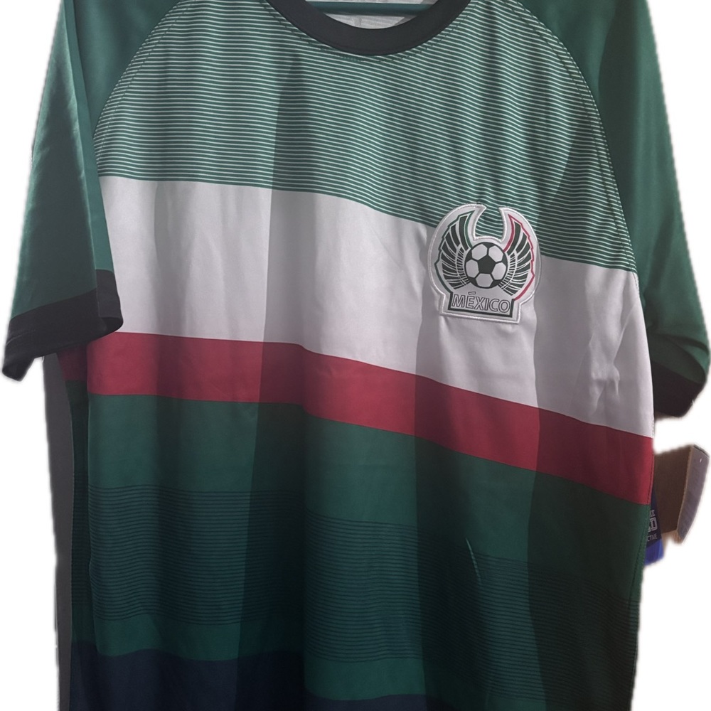 Mexico Soccer Shirt Jersey Green, White, and Red Soccer Graphic Men's